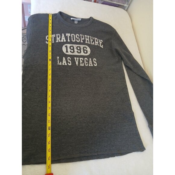 Stratospher Las Vegas Thermal Waffle Knit Shirt Men's Medium Gray Base Layer Y2K - Picture 7 of 13